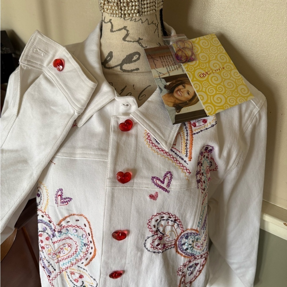 Susan Graver White Embroidered Denim Jacket Red Heart Button Accents NWT 129.00